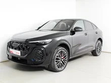 Audi Q5 Sportback TDI quattro 150 kW in Mythosschwarz Metallic