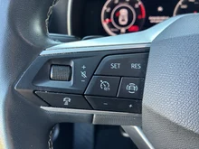 SEAT Leon SP Kombi Style 2.0 TDI DSG 150 PS in Nevada-Weiß Metallic