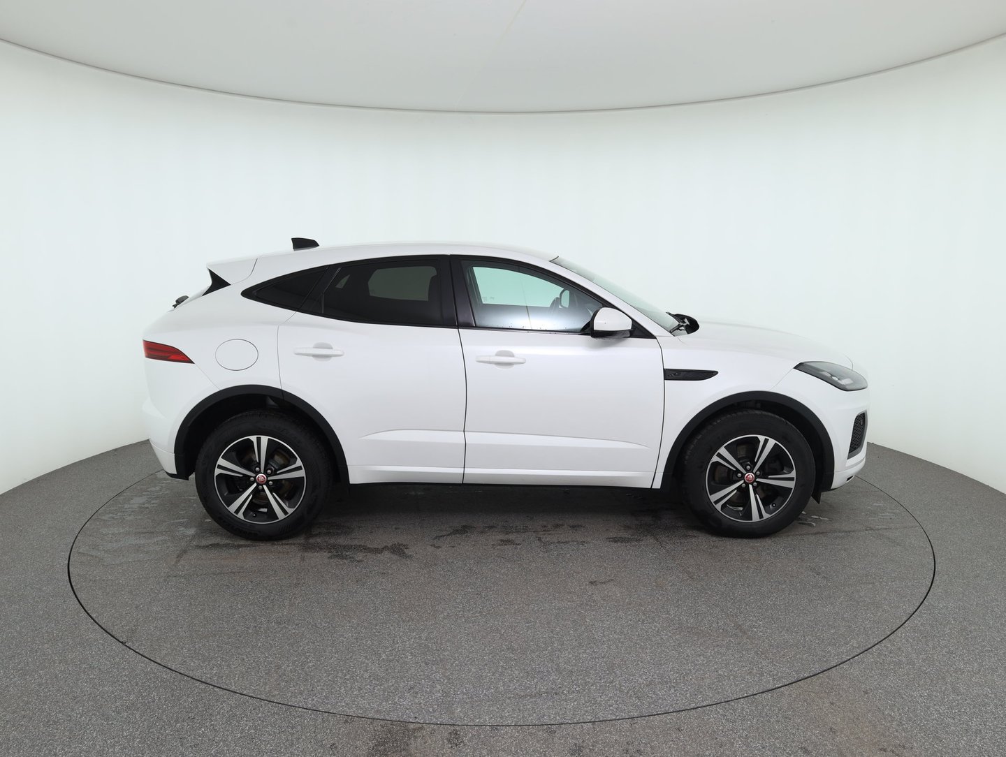 Jaguar E-Pace 2.0DI4 D165 AWD R-Dynamic S Aut. | Bild 4 von 31