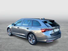 Škoda Octavia Combi Selection TSI mHEV DSG in Graphit-Grau Metallic
