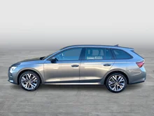 Škoda Octavia Combi Selection TSI mHEV DSG in Graphit-Grau Metallic