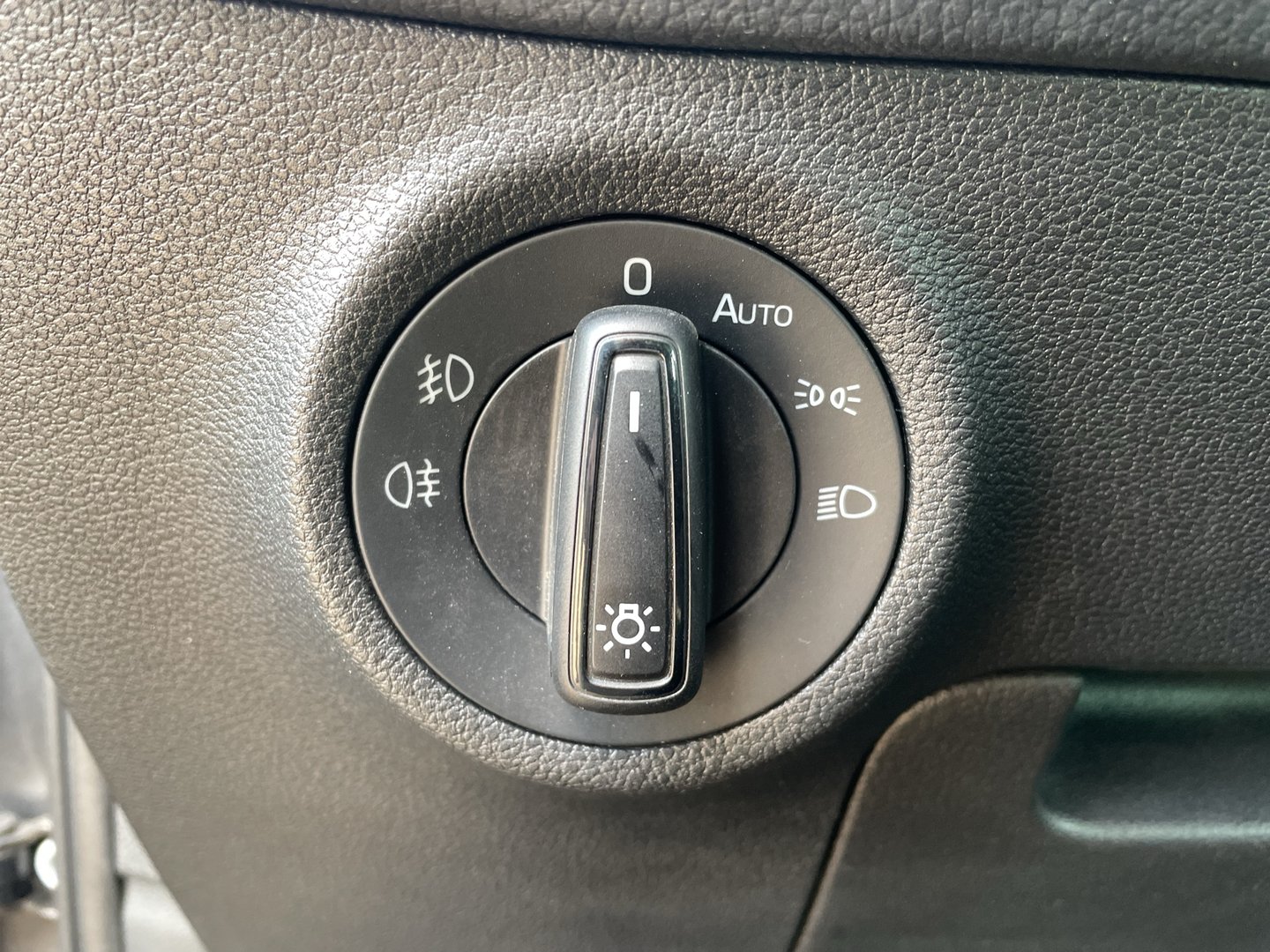 Škoda KODIAQ Ambition SC TDI DSG | Bild 8 von 27