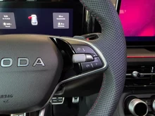 Škoda Kodiaq RS 4x4 TSI DSG in Black-Magic Perleffekt