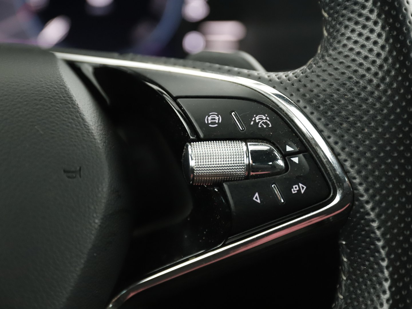 Škoda SUPERB Combi iV SPORTLINE DSG | Bild 14 von 25