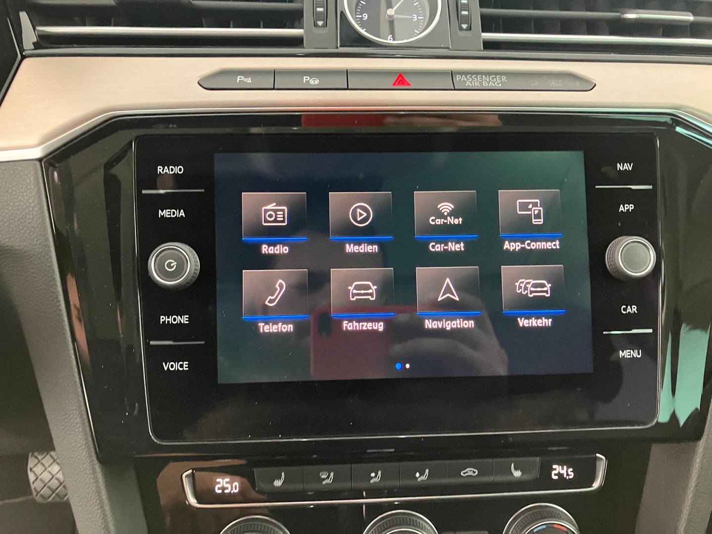 VW Passat Highline TDI SCR DSG | Bild 9 von 15
