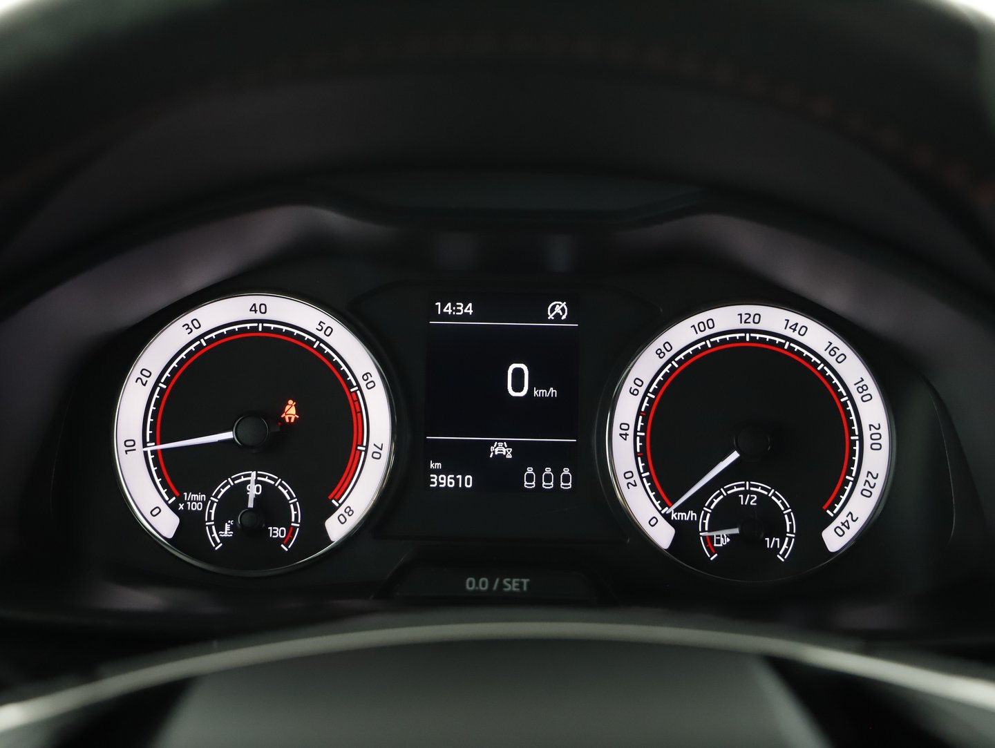 Škoda KAMIQ MONTE CARLO TSI | Bild 15 von 29
