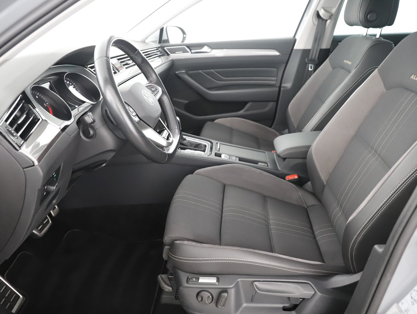VW Passat Alltrack TDI 4MOTION DSG | Bild 5 von 24