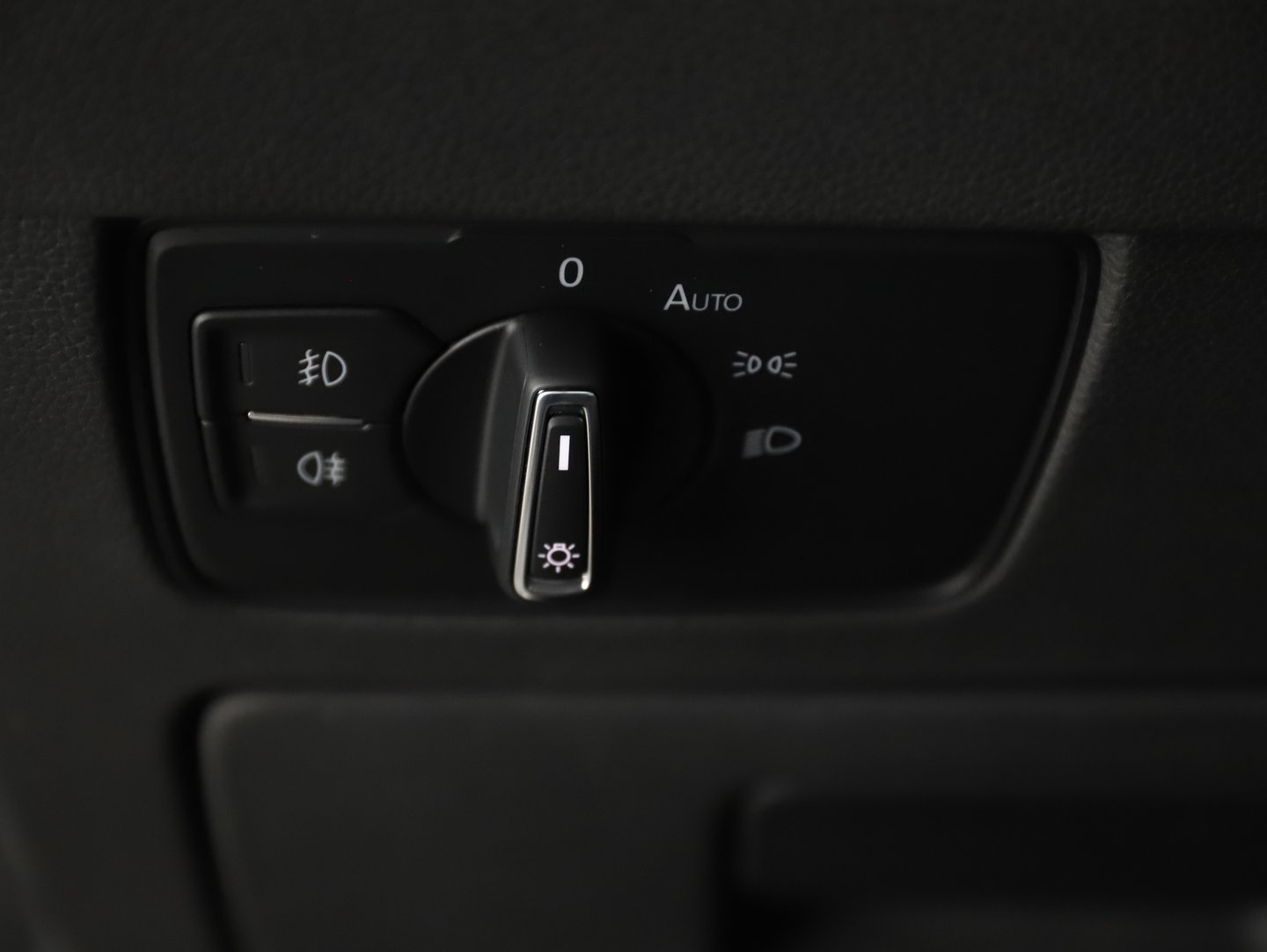 VW Passat Alltrack TDI 4MOTION DSG | Bild 17 von 24