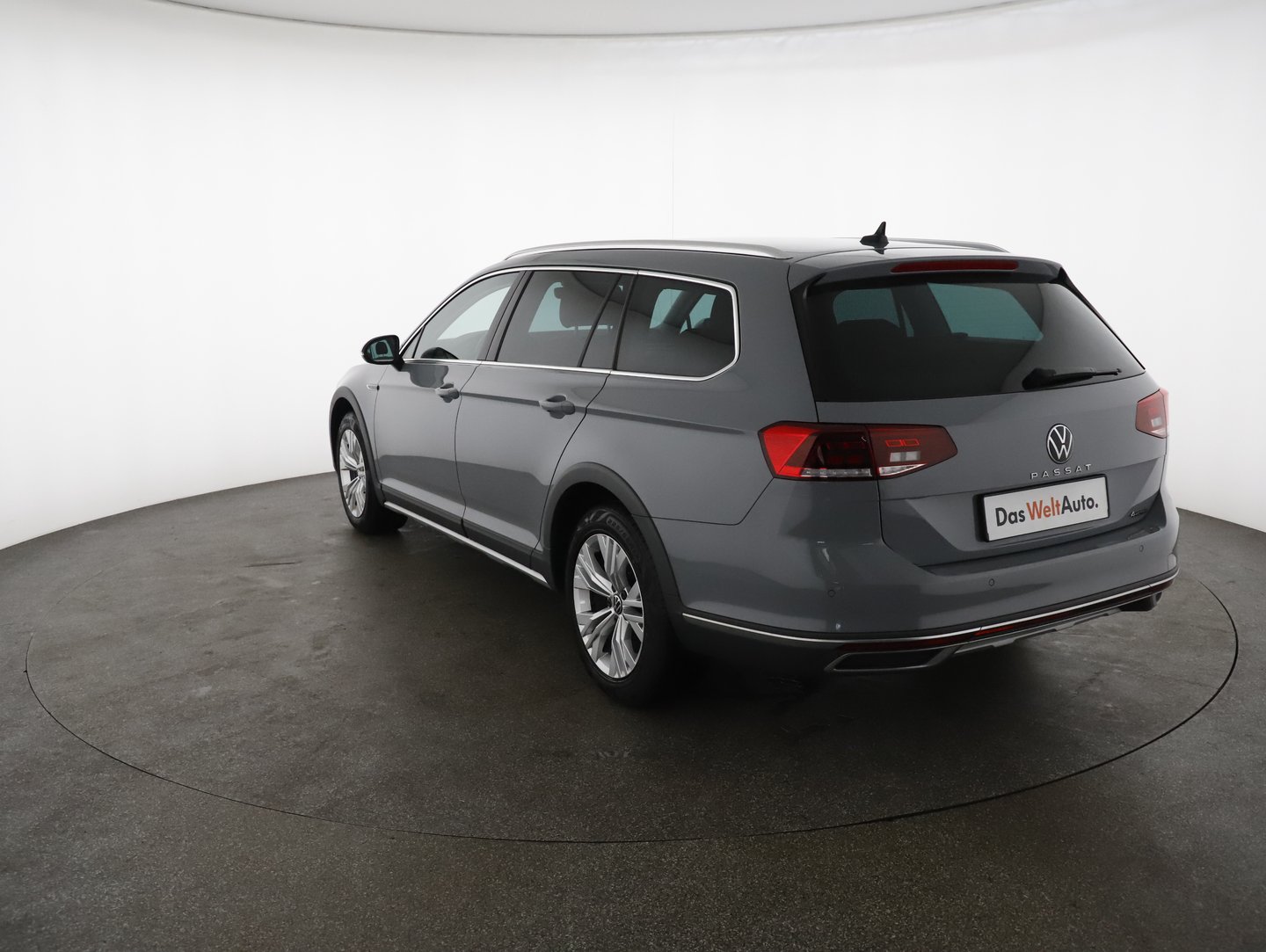 VW Passat Alltrack TDI 4MOTION DSG | Bild 2 von 24