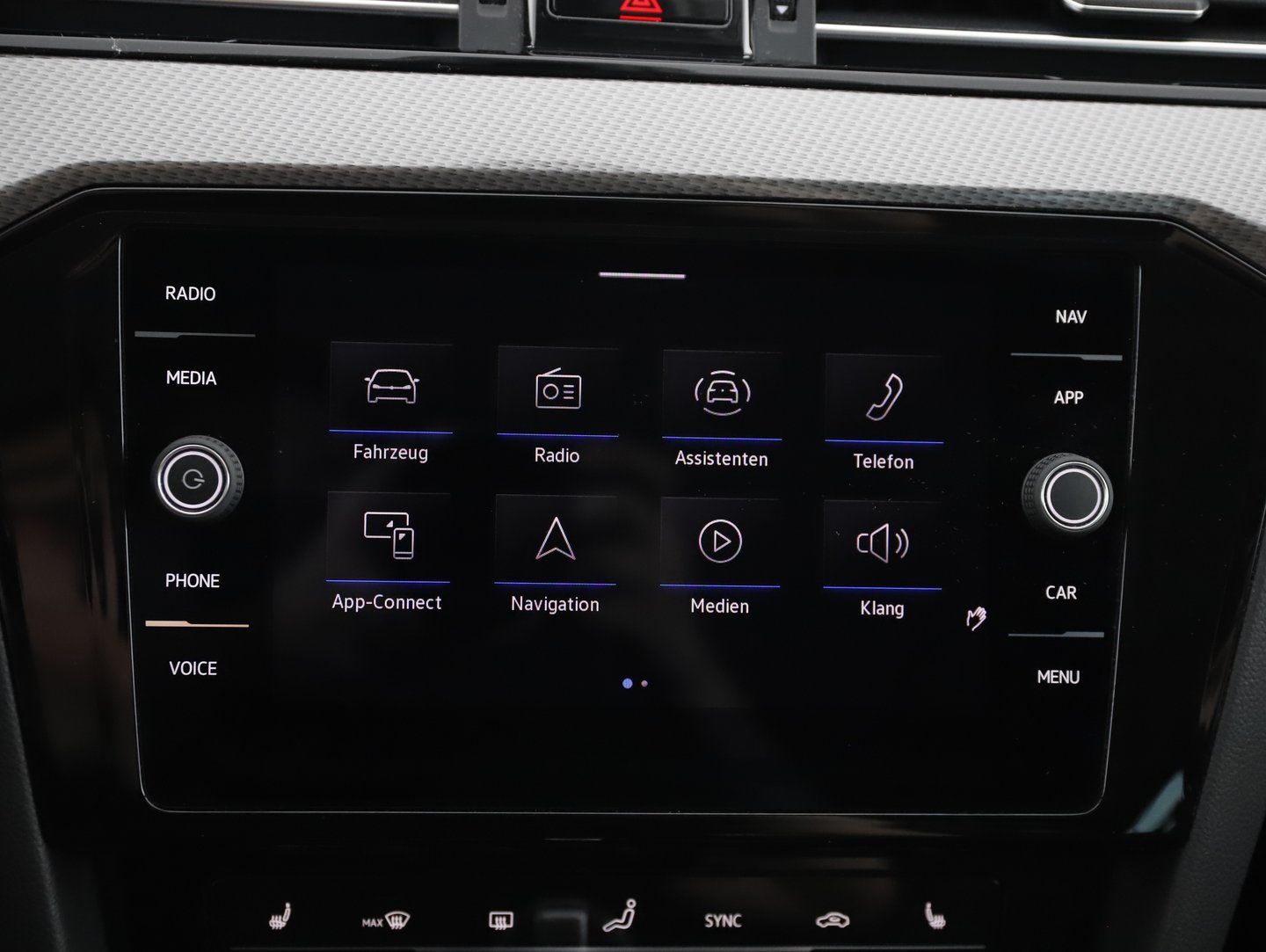 VW Passat Alltrack TDI 4MOTION DSG | Bild 11 von 24