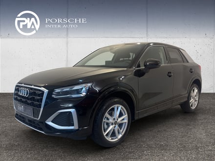 Audi Q2 35 TFSI admired