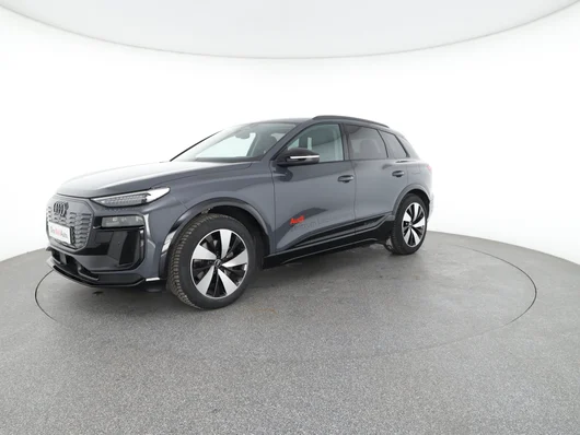 Bild eines Audi Q6 e-tron performance