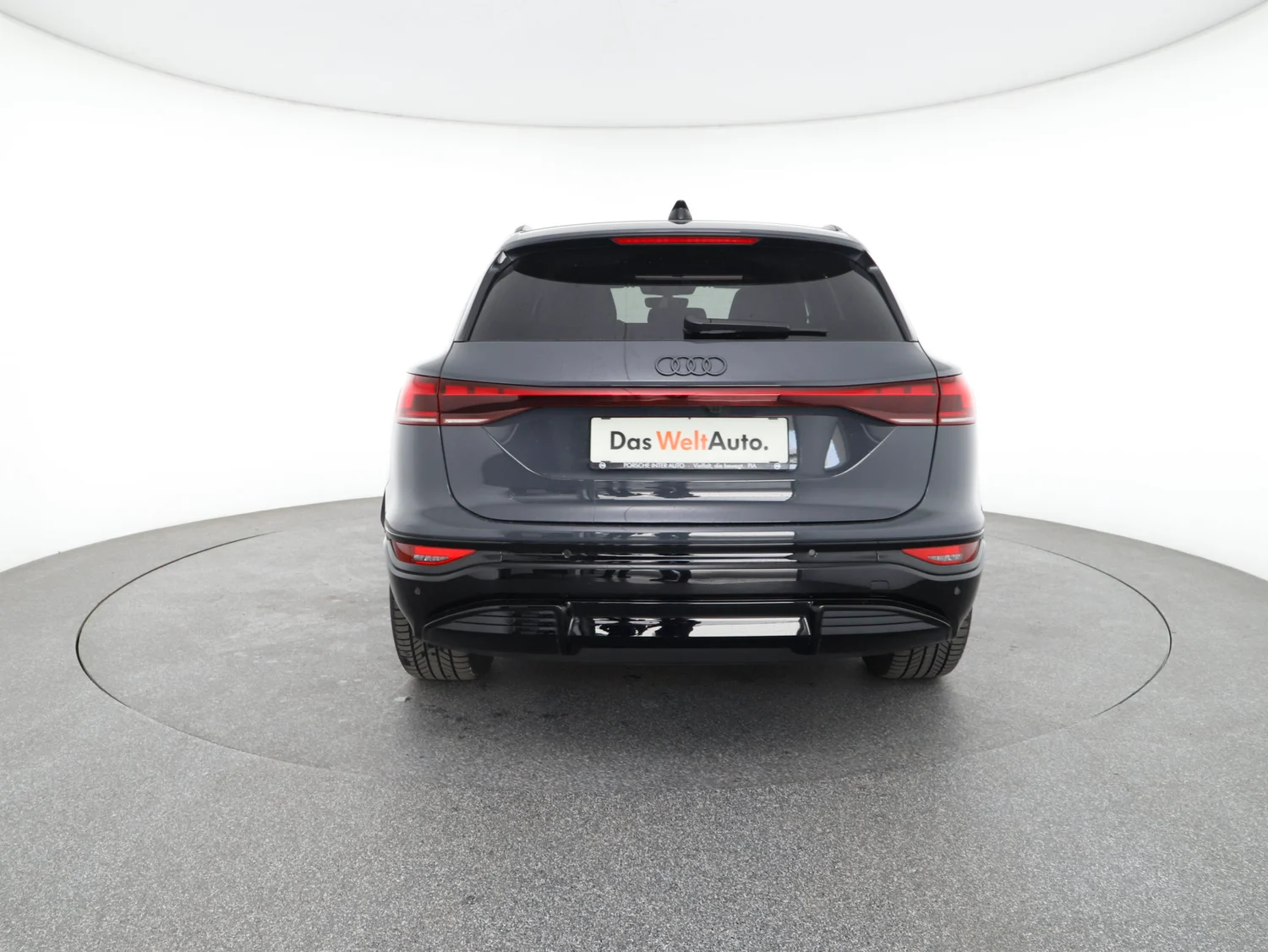 Bild eines Audi Q6 e-tron performance