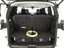 VW ID Buzz ID. Buzz Pro LR 4MOTION 250 kW in Candy Weiß
