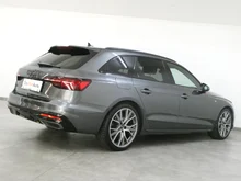 Audi A4 Avant 40 TDI S line in 6Y Daytonagrau Perleffekt