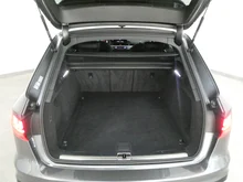 Audi A4 Avant 40 TDI S line in 6Y Daytonagrau Perleffekt