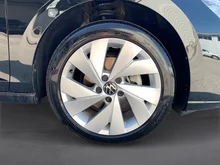 VW Golf Variant Business TSI in Grenadillschwarz Metallic