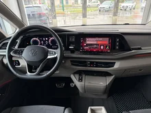 VW Multivan Style eHybrid 180 kW 4MOTION in Deepblack Perleffekt