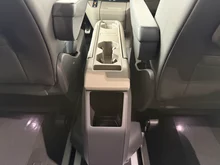 VW Multivan Style eHybrid 180 kW 4MOTION in Deepblack Perleffekt