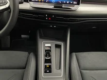 VW Golf Rabbit mHEV DSG in Oyster Silver Metallic