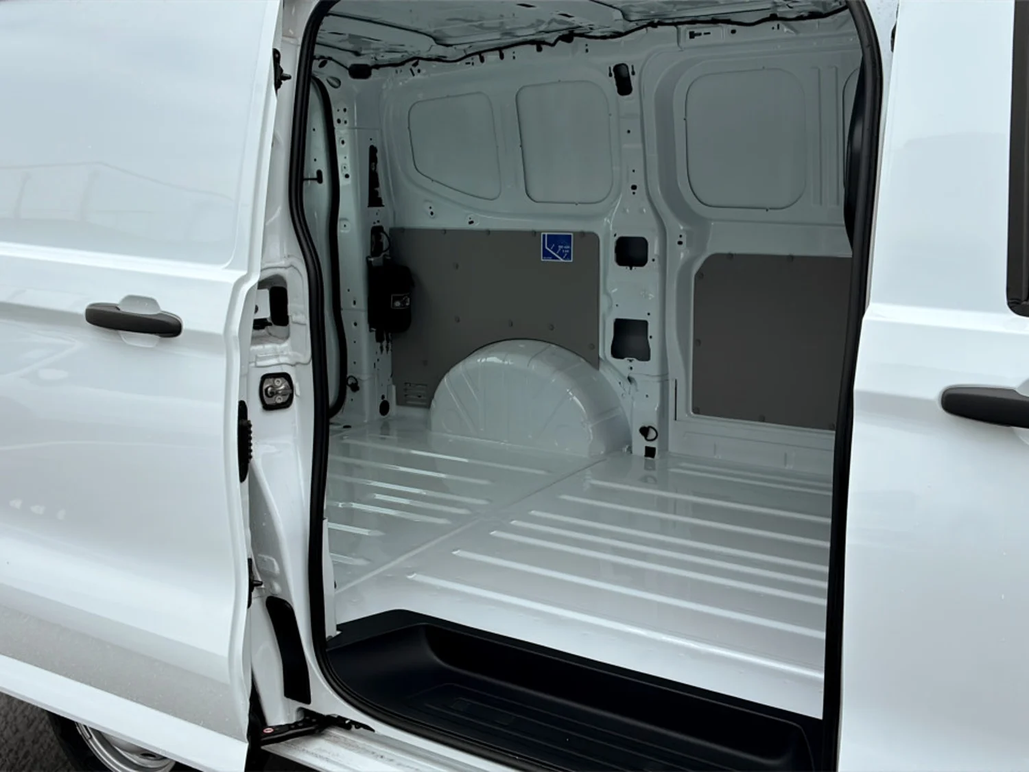 Bild eines VW Transporter Kastenwagen TDI