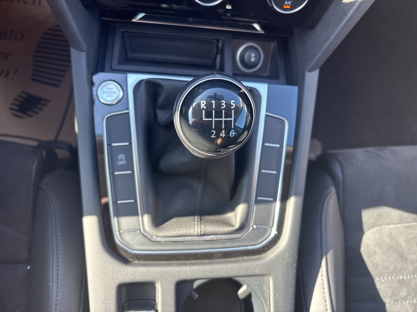 VW Passat Variant Highline TDI SCR | Bild 21 von 27