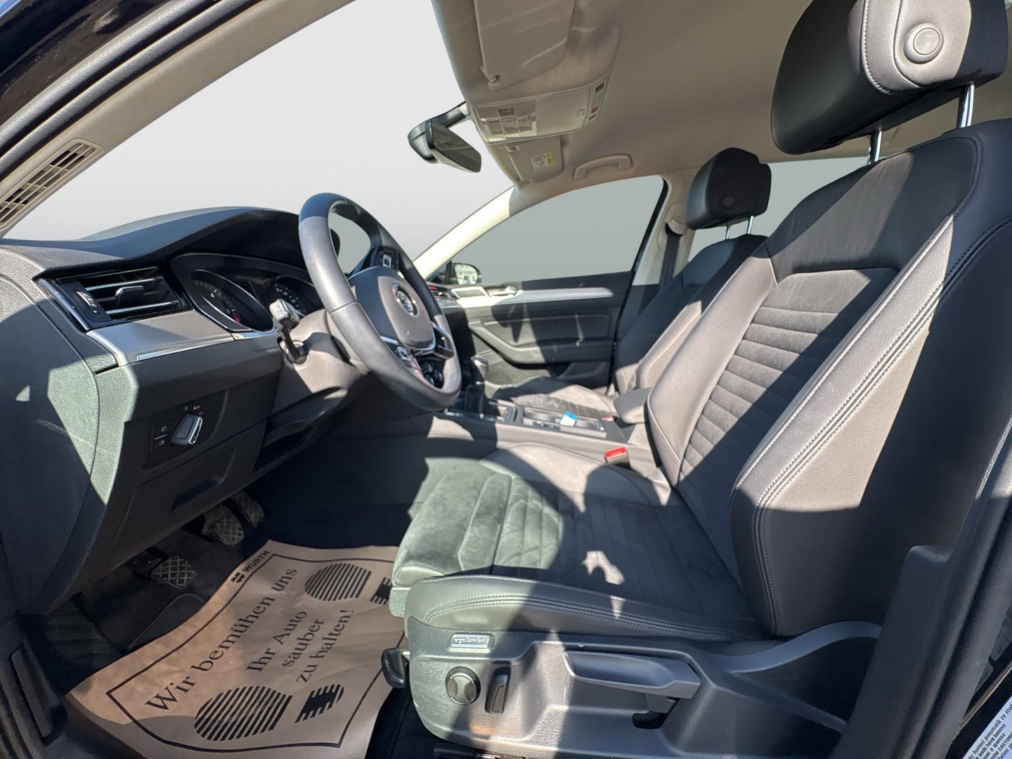 VW Passat Variant Highline TDI SCR | Bild 11 von 27