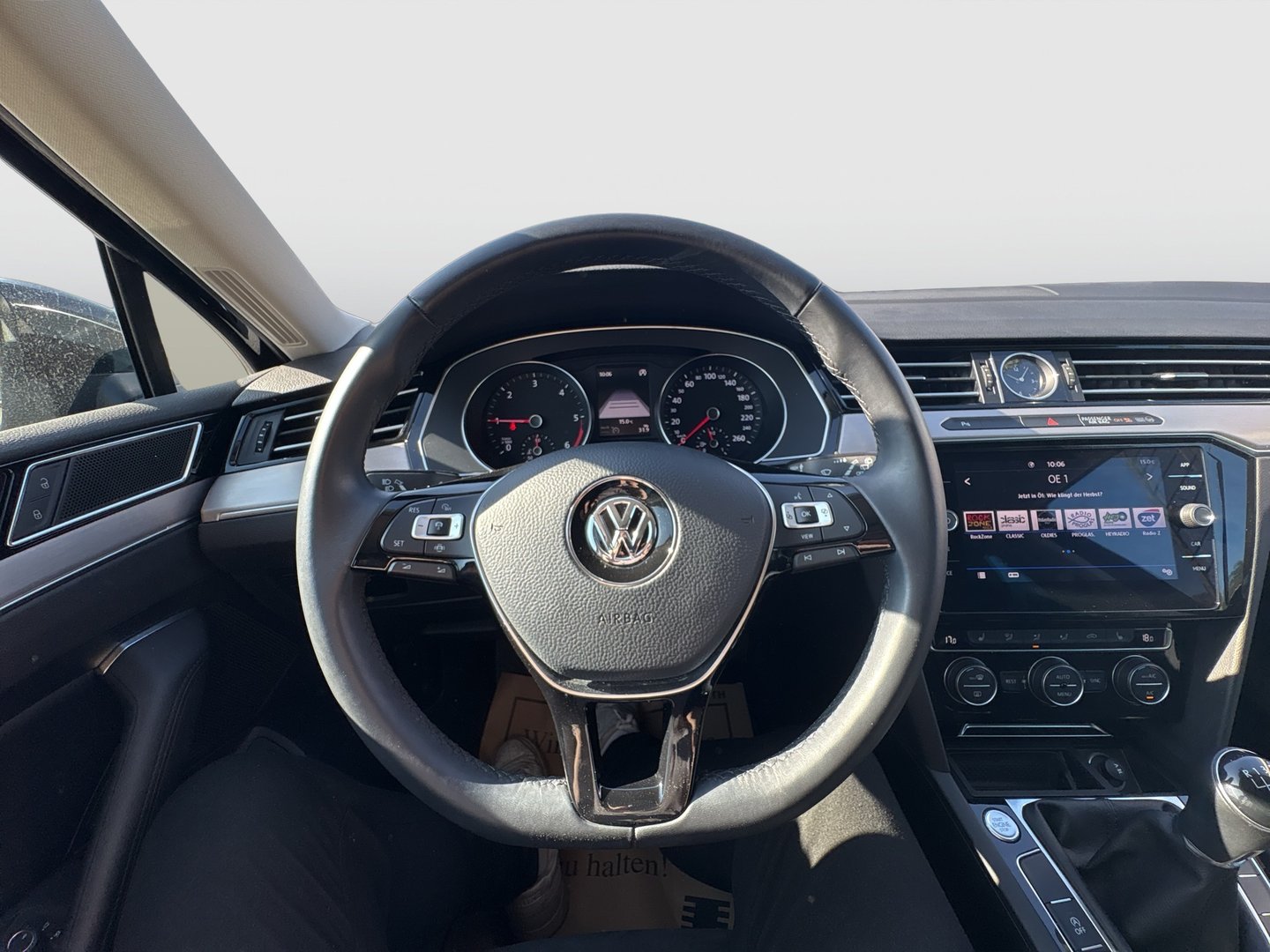 VW Passat Variant Highline TDI SCR | Bild 13 von 27