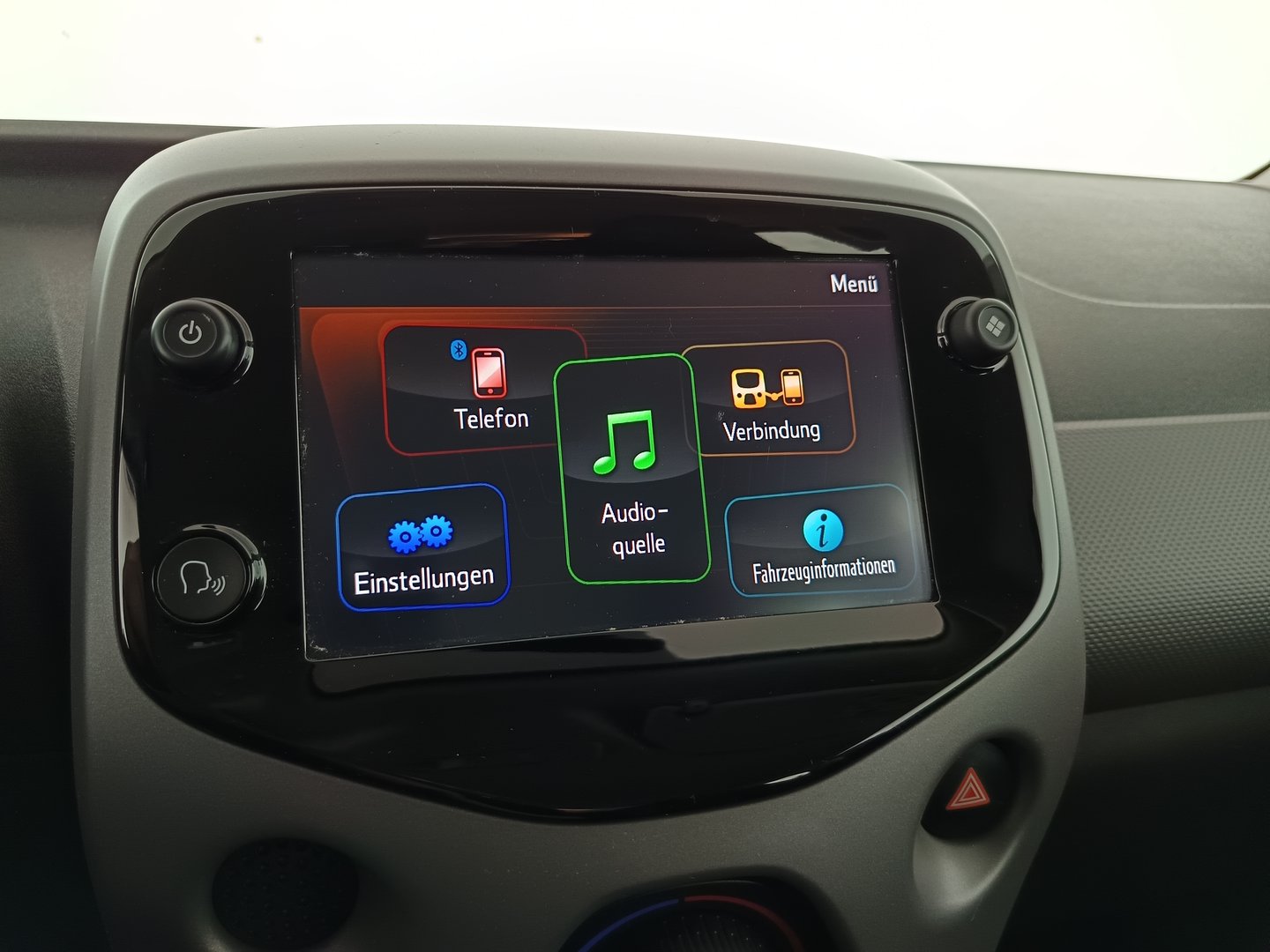 Peugeot 108 1,0 VTi 68 Active | Bild 18 von 27