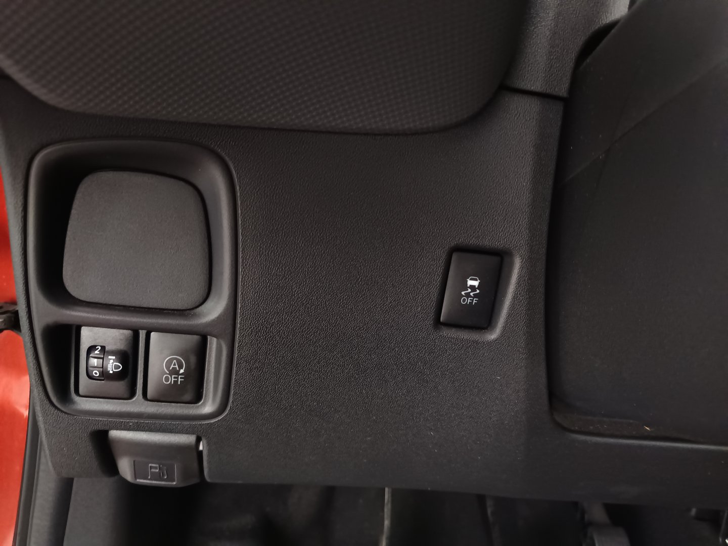 Peugeot 108 1,0 VTi 68 Active | Bild 11 von 27