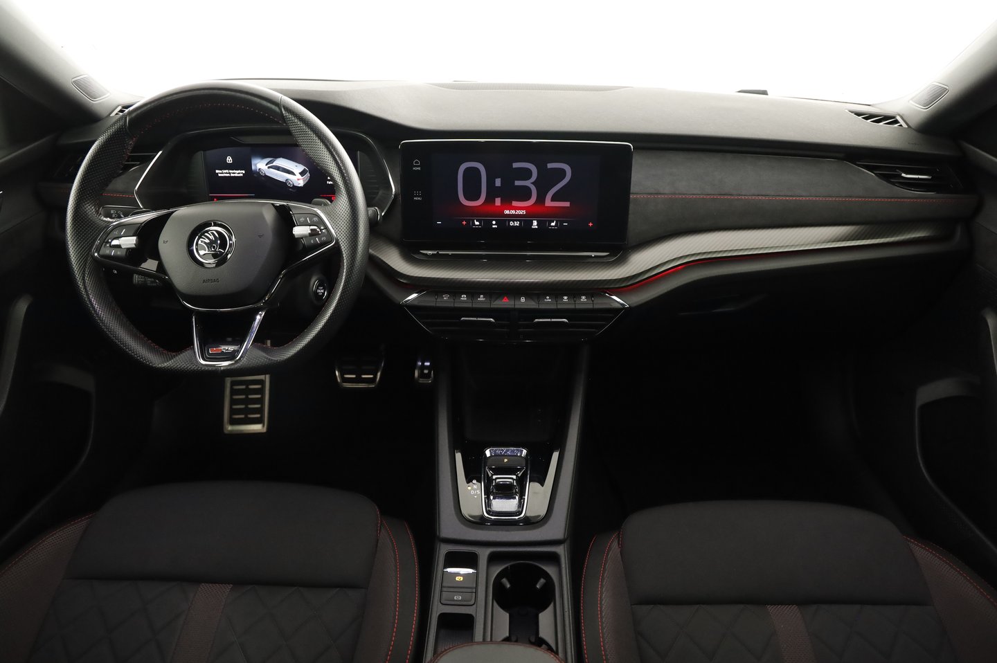 Škoda OCTAVIA Combi RS iV 245 DSG | Bild 14 von 28