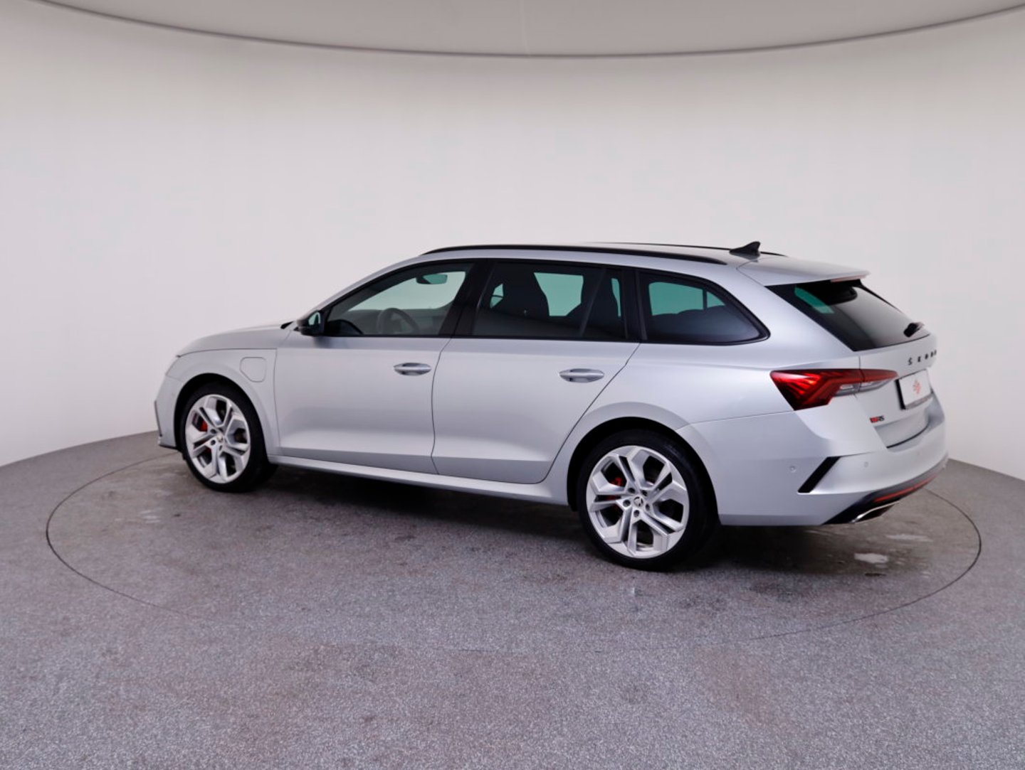 Škoda OCTAVIA Combi RS iV 245 DSG | Bild 7 von 28