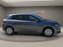 Škoda Fabia Essence TSI in Graphit-Grau Metallic
