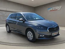 Škoda Fabia Essence TSI in Graphit-Grau Metallic