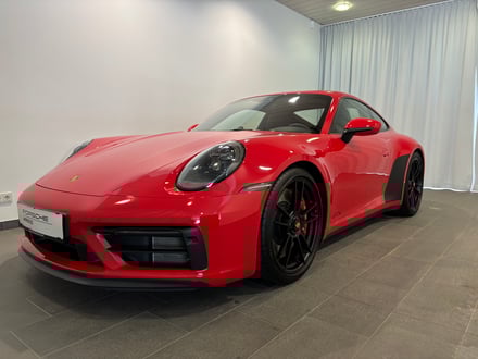 Porsche 911 Carrera GTS