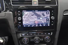 VW Golf Highline TDI in Deep Black Perleffekt