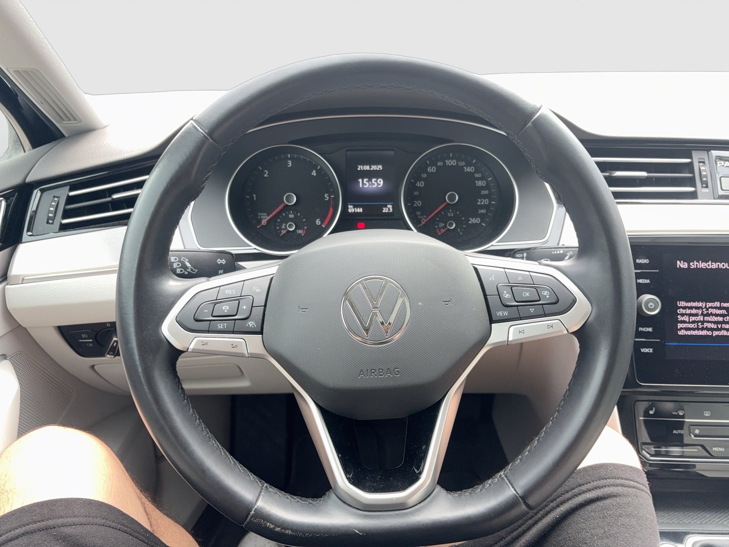 VW Passat Variant Elegance TDI | Bild 13 von 21