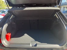 VW T-Roc Life eTSI DSG in Grenadillschwarz Metallic