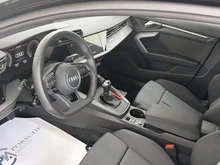 Audi A3 Sportback 30 TDI in MYTHOSSCHWARZ METALLIC
