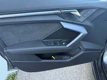 Audi A3 Limousine 35 TFSI S line in Daytonagrau Perleffekt
