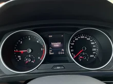 VW Tiguan Life TDI DSG in 2T Deep Black Perleffekt