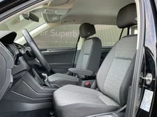 VW Tiguan Life TDI DSG in 2T Deep Black Perleffekt