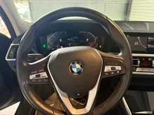 BMW 3xx 3 Touring 320 d xDrive in schwarz - metallic