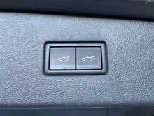 VW Tiguan Allspace Alls. HL TDI 4MOTION DSG 5-Sitzer in Platinumgrey Metallic