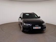 Audi A4 Avant 40 TDI advanced quattro in MYTHOSSCHWARZ METALLIC
