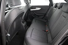 Audi A4 Avant 40 TDI advanced quattro in MYTHOSSCHWARZ METALLIC