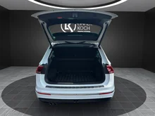 VW Tiguan Sky TDI SCR DSG in Pure White