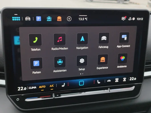 Bild eines VW T-Roc R-Line eTSI DSG