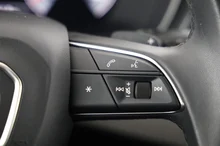 Audi A4 Avant 40 TDI advanced quattro in MYTHOSSCHWARZ METALLIC