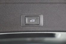 Audi A4 Avant 40 TDI advanced quattro in MYTHOSSCHWARZ METALLIC